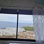 Sunset Paraiso Retreat アパート アデヘ