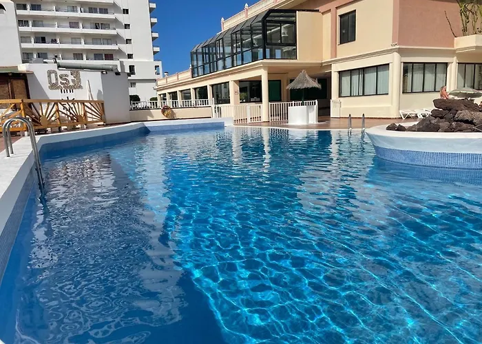 Sunset Paraiso Retreat * Адехе