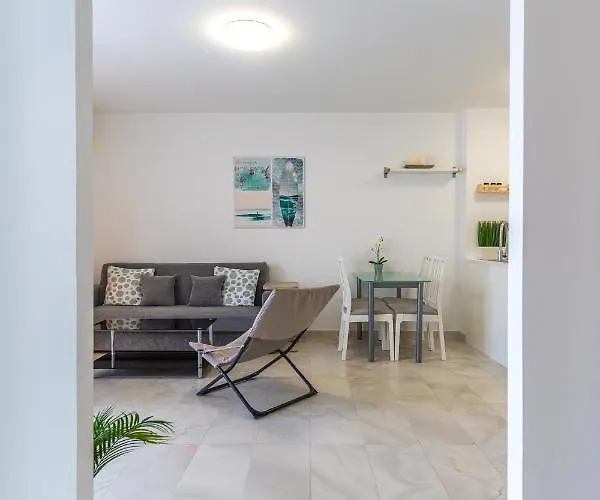 Sunset Paraiso Retreat Адехе